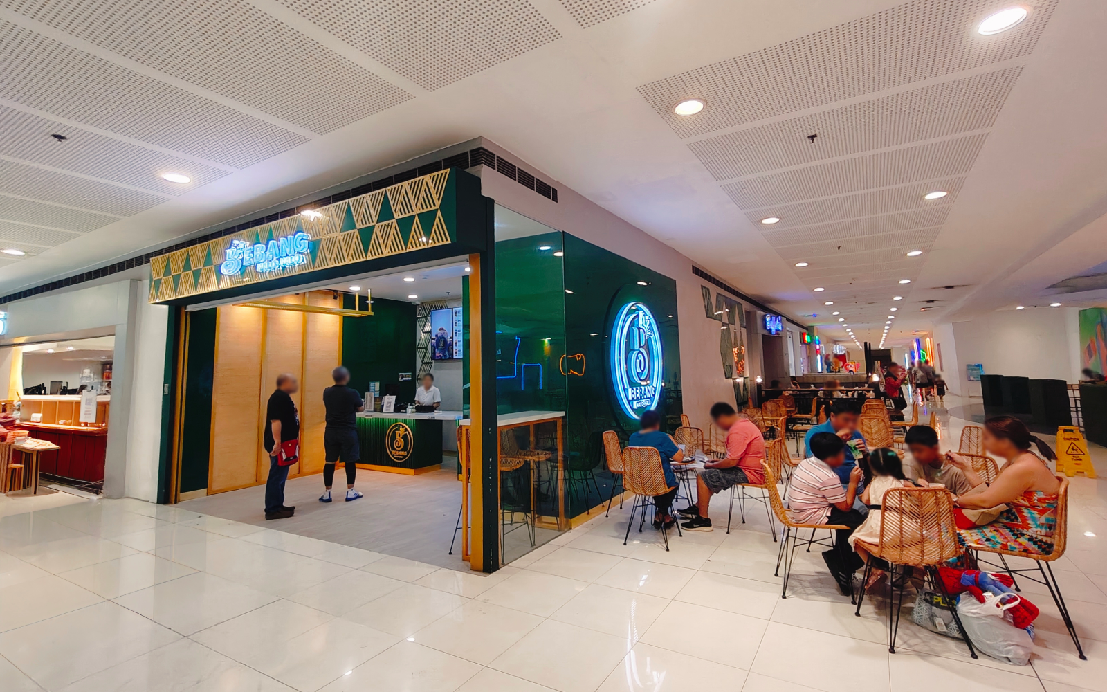 BEBANG HALO-HALO in SM Megamall